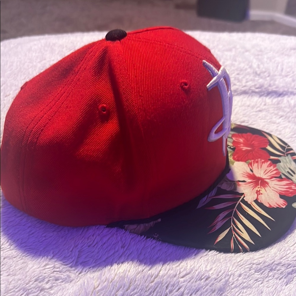 Houston Rockets Red Floral Cap - Picture 2 of 6